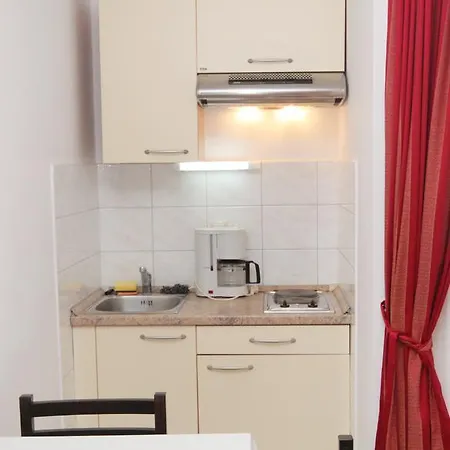 Studio 3248e Апартаменты *