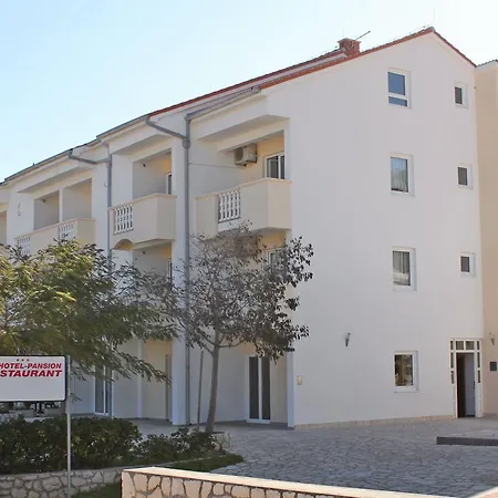 Studio 3248e Apartment Vinjerac